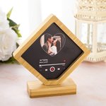 Cadre Photo Minimaliste en Bois Personnalisé avec Nom Photo et Texte Accessoire avec Socle Magnétique Cadeau Anniversaire pour Couple Famille