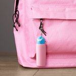 Gepersonaliseerde 3D afgedrukte Mini Tumbler initiaal sleutelhanger Chapstick houder met afneembaar deksel Verjaardag rugzak accessoires cadeau voor vrouwen studenten
