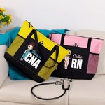 Bolsa de lona Oxford personalizada con caricatura de enfermera nombre y título regalo para cumpleaños o Semana de la Enfermería para personal médico
