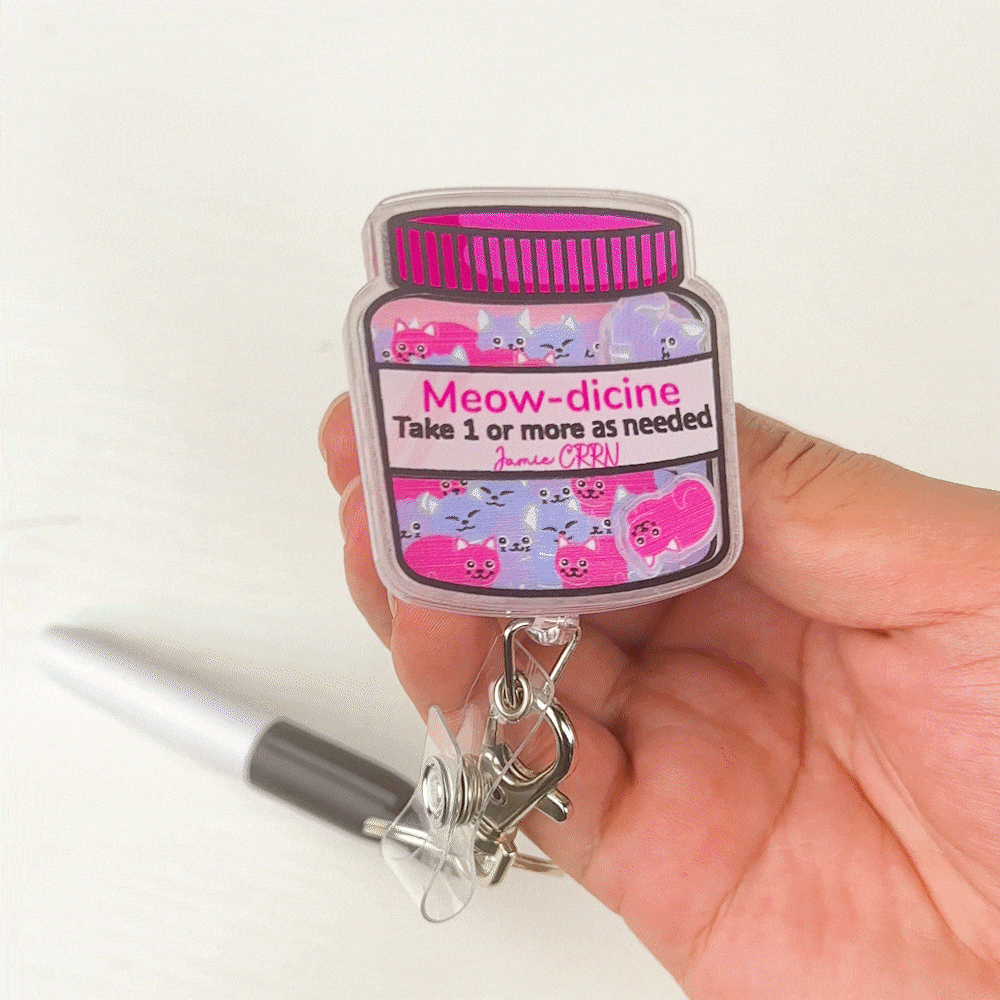 Personalized Meow-dicine Pill Bottle Acrylic Retractable Badge Reel with Name and Pen Birthday Vet Tech Accessories Gift for Veterinarian Cat Lovers