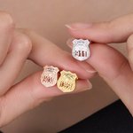 Personalisierte Polizeiabzeichen Unisex Ohrstecker mit Abteilung und Nummer Polizei Tag Geburtstag Wertschätzung Geschenk für Polizisten Familie