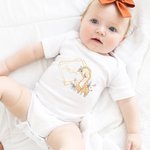 Personalized Gold Square Frame Name Giraffe Soft Baby Bodysuit Receiving Blanket Swaddle Hat Set Birthday Baby Shower Gift for Newborns