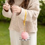 Personalisierter Sonnenblume Gänseblümchen Garnhalter mit Schlaufe Aufbewahrungstopf Namen Tragbares Häkeln Zubehör Geschenk für Basteln Liebhaber