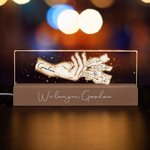 Personalisierte Mom Team Fist Bump LED-Nachtlicht mit hölzernen Basis und 1-4 Namen Muttertag Kinderzimmer Dekoration Geburtstagsgeschenk für Mama Kinder