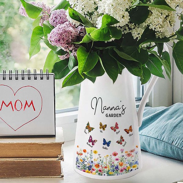 Personalisierte Geburtsblumen Schmetterlinge Garten Keramik Blumenvase mit Kosenamen und 1-8 Namen Geburtstag Muttertag Geschenk für Mama Oma Familie