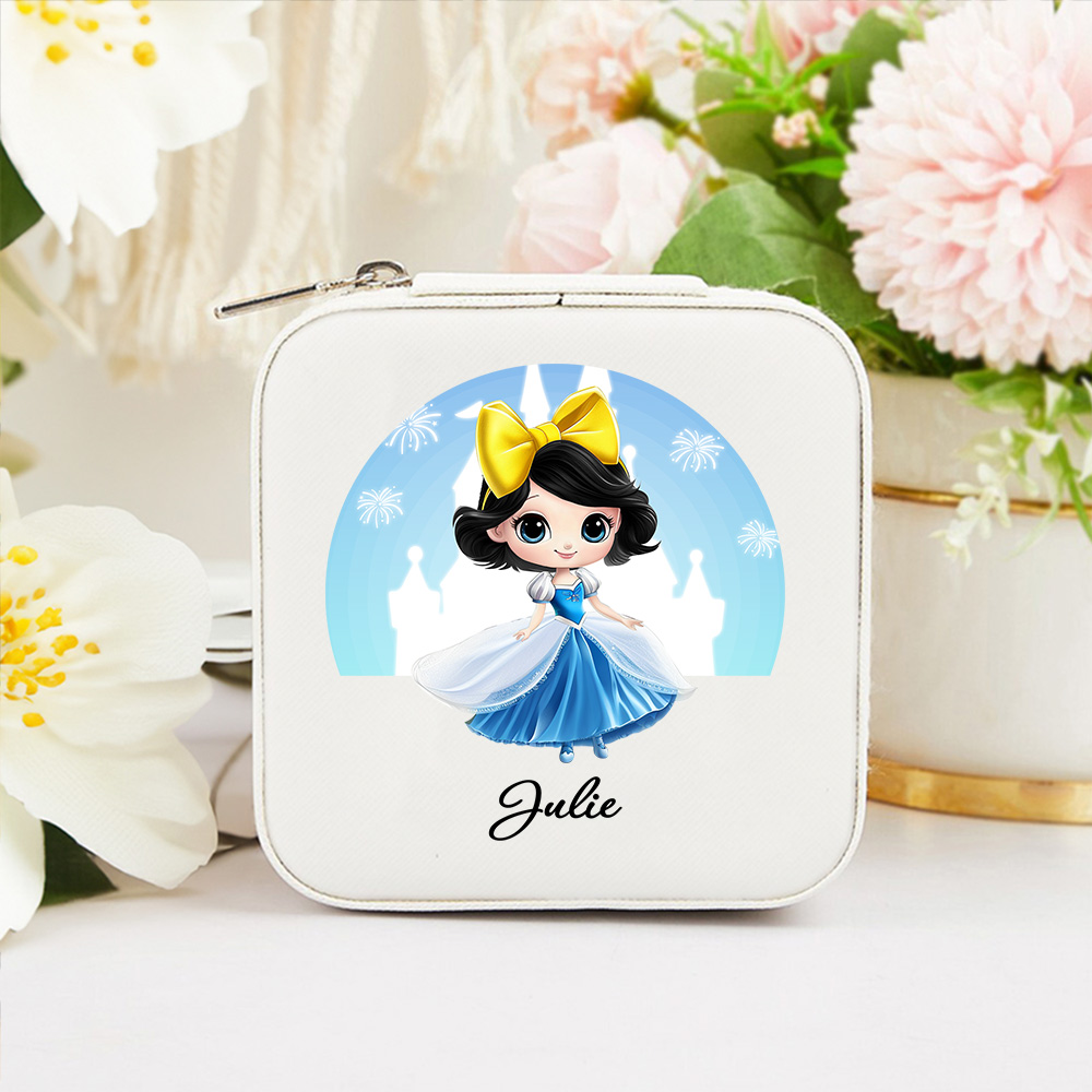 Boîte à Bijoux en Cuir Personnalisée Château de Neige Cartoon Princesse avec Nom Voyage Essentiels Anniversaire Cadeau pour Filles Femmes