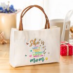 Personalisierte Sie ist stark Geburt Blume Schmetterlinge wiederverwendbare Canvas Tasche mit Spitznamen und Ledergriff Geburtstag Muttertag Geschenk für Frauen