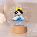 Personalizzato Carino Cartoon Fairy-tale Princess Acrylic LED Night Light con base in legno Home Decor Compleanno Regalo per bambini per ragazze