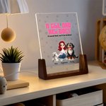 Personalizada Una chica y sus perros tienen un lazo inquebrantable Luz de noche LED acrílica con base de madera Decoración del hogar Regalo de cumpleaños para dueños amantes de los perros