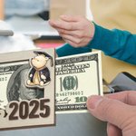 Personalized Classic Winnie the Pooh with Graduation Hat Wooden Money Holder with Name Graduation Gift for Class of 2025 Graduates