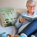 Personalisierte Geburt Blume Garten Cartoon Charakter werfen Kissenbezug mit Namen Multicolor Home Decor Muttertag Wertschätzung Geschenk für Oma Mom