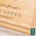 Personalisierte gravierte Nelke Namen Quadrat FSC Bambus Charcuterie Schneidebrett mit Saft Rille Housewarming Hochzeit Geschenk für Familie Freund
