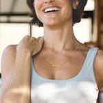 Personalisierte Mom Geburt Blume Anhänger Halskette zierlich Schmuck Geburtstag Jahrestag Muttertag Geschenk für Frauen