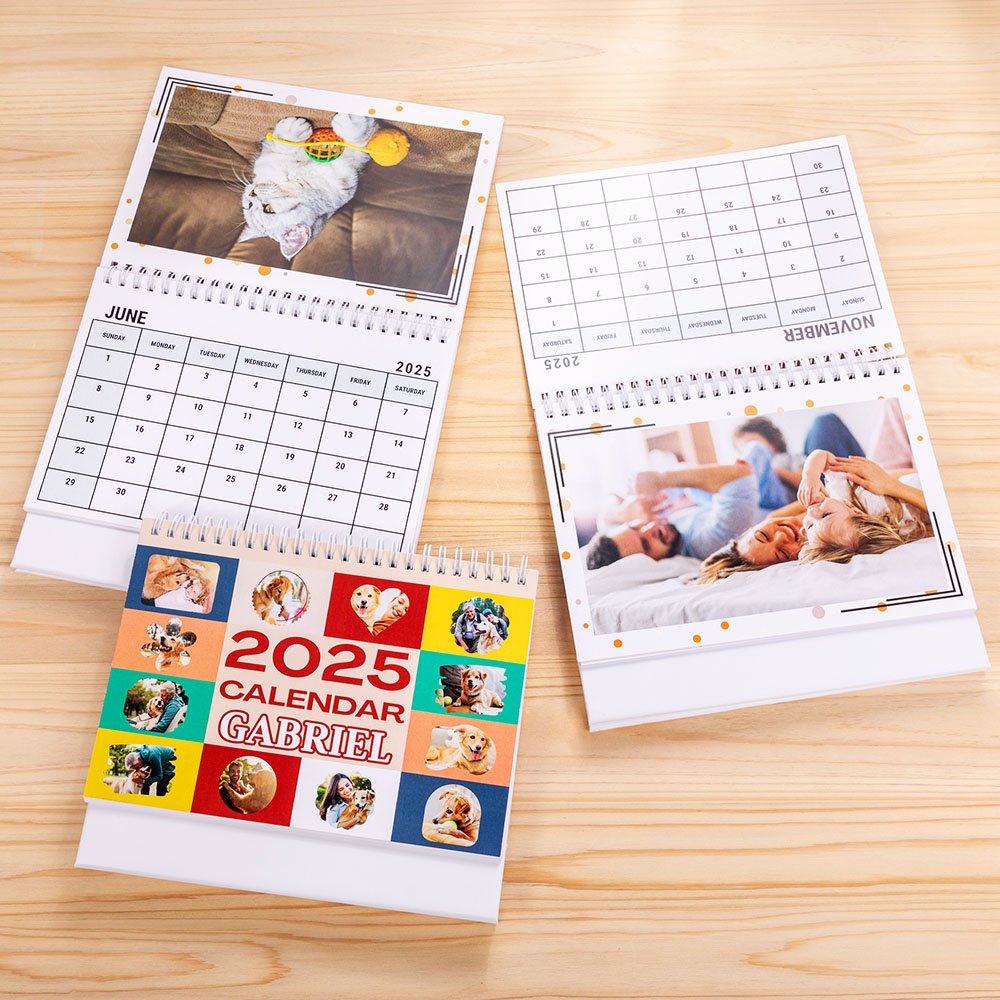 Calendario personalizzato con il nome dell'animale domestico 12 foto 2025