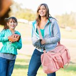 Personalizada de dibujos animados de béisbol mamá helado goteo de fin de semana Bolsa con correa para el hombro Cumpleaños Día de la Madre de regalo para las mujeres amantes del béisbol
