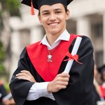 Collana personalizzata con ciondolo con nome della classe 2025 Gioielli minimalisti Regalo di laurea per laureati