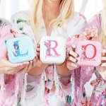 Personalizado de dibujos animados de fantasía princesa sirena inicial de la PU de cuero caja de joyería con el nombre de espejo de viaje accesorio de regalo para las hijas Besties niñas