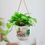 Personalisierte Know All the Dirt Floral Name Keramik Pflanzgefäß mit Loch Drainage und hölzerne Basis Home Decor Muttertag Geschenk für Mama Oma