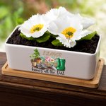 Personalisierte Know All the Dirt Floral Name Keramik Pflanzgefäß mit Loch Drainage und hölzerne Basis Home Decor Muttertag Geschenk für Mama Oma