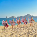 Toalla de playa personalizada de flores y personajes de dibujos animados de gran tamaño y secado rápido con nombre Regalo de cumpleaños esencial para viajes de verano para la familia, los niños y los 