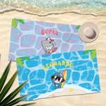 Asciugamano da spiaggia asciugatura rapida personalizzato con nome oversize design della balena surfista e tartaruga regalo per bambini e famiglia