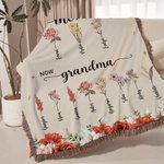 Personalizada Primera Mamá Ahora Abuela Nacimiento Flor Borla Suave Manta con Nombres y Título Día de la Madre Cumpleaños Regalo para Mamá Abuela Familia