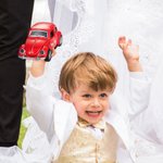 Mini Voiture de Mariage Personnalisée avec Nom et Date pour Porteur d'Anneau Garçon d'Honneur Cadeau de Mariage pour Épousée