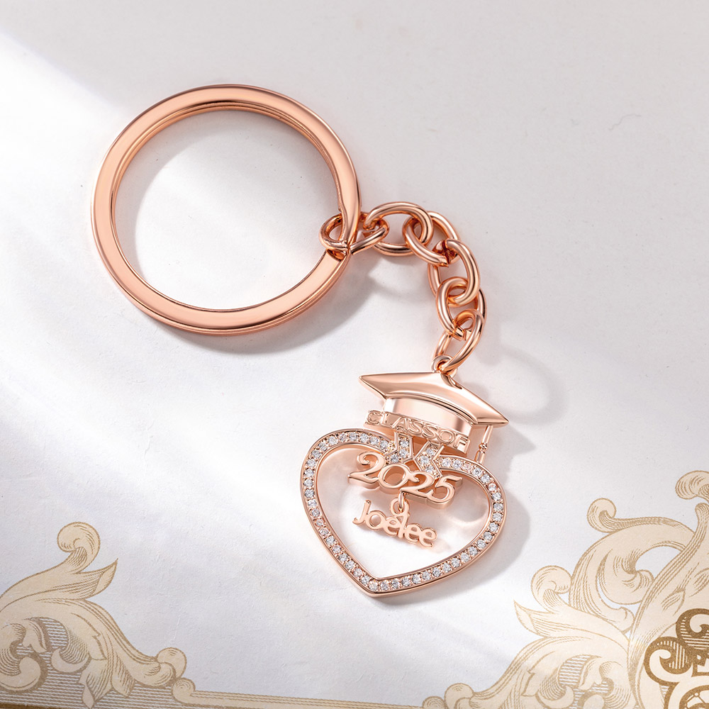 Personnalisé Zircon Heart-Shaped Graduation Cap Keychain with Name Charm Graduation Souvenir Backpack Accessories Gift for Graduates Classmates