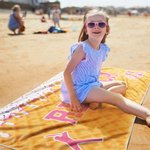 Toalla de playa de secado rápido personalizada con nombre Accesorio de vacaciones de verano Regalo de cumpleaños para mamá amante del béisbol