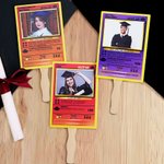 Juego personalizado de diseño de la tarjeta de graduación de mano abanicos de fotos con el nombre y el año de cumpleaños Fiesta de Graduación Favores Regalo para la Clase de 2025 Graduados