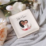 Personalizada de dibujos animados de mamá y el niño de nacimiento de flores de cerámica baratija joyería plato con nombre de cumpleaños Día de la Madre de regalo para la mamá abuela