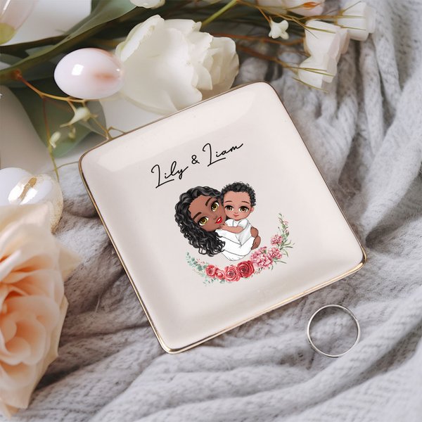 Personalizada de dibujos animados de mamá y el niño de nacimiento de flores de cerámica baratija joyería plato con nombre de cumpleaños Día de la Madre de regalo para la mamá abuela