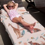 Toalla de playa de microfibra de secado rápido con iniciales de animales de la jungla personalizada con nombre Regalo de cumpleaños esencial para viajes de vacaciones para la familia y los niños