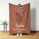 Personalisierte Zodiac Blume weiche Decke mit Namen und Text Home Decor Ruhestand Neuanfang Geschenk für Rentner Kollegen