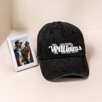 Casquette de baseball assortie avec nom de famille Lot de 2 casquettes de baseball personnalisées Cadeau de voyage pour les nouveaux mariés