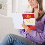 Personalisierte griechische Buchstaben A5 Spirale Notebook mit Text Sorority Bid Day Geschenk für neue Sorority Mitglieder Freunde Girls丨Callie x Affinity Licensing