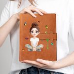 Copertina del taccuino A5 in pelle PU personalizzato con fiore di nascita e personaggio cartone animato tasca portaoggetti compleanno regalo per donne