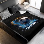 Personalisierte dynamische Fußball weiche schwarze Wurfdecke mit Namen Warm Home Decor Geburtstagsgeschenk für Kinder Fußballliebhaber