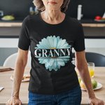 Personalized Light Blue Daisy Heart T-shirt Sweatshirt with 1-8 Names Birthday Mother's Day Gift for Mom Grandma