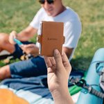 Planche de cribbage portable personnalisée et gravée avec piquets en métal Cadeau d'anniversaire pour les amateurs de cribbage