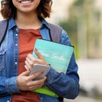 Protège-livre de couture pour fille avec nom Cadeau d'anniversaire Fête des mères pour les femmes qui aiment lire