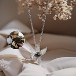 Personalized Dainty Micro-carved Eternal Love Flower Photo Projection Necklace Woman Jewelry Birthday Anniversary Gift for Women