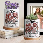 Gepersonaliseerde Bloem It Is Okay to Be Different Naam Keramische Plant Pot met Bamboe Base Verjaardag Positief Inspirerend Geschenk voor Familie Vriend