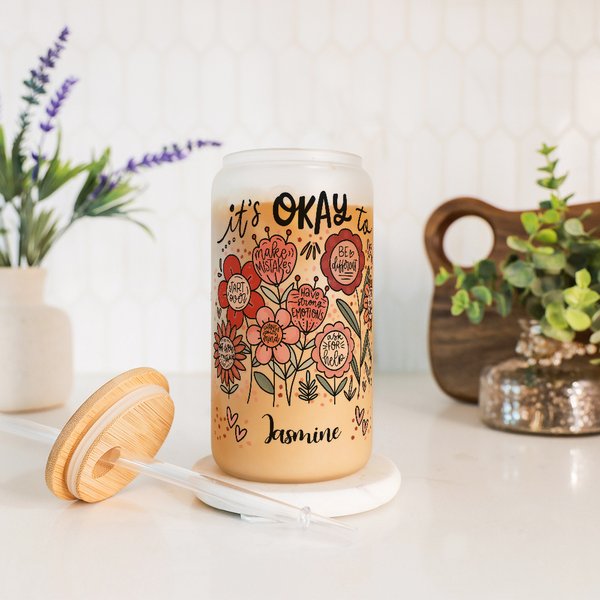 Personalizada Floral Inspiración Palabra Nombre Esmerilado 20 oz Taza de vidrio con tapa y pajita Día de la Madre Cumpleaños Incentivo Regalo para Amigo Familia