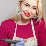 Personalized Cartoon Manicurist Character Tear Drop Shape Acrylic Earrings with Name Thank You Anniversary Birthday Gift for Nail Techs