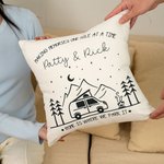 Personalisierte Home Is Where We Park It Campervan Throw Kissenbezug mit Namen Home Dekoration Jahrestag Geburtstag Geschenk für Outdoor-Abenteuer-Liebhaber