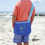 Bolsa de playa de malla personalizada bordada con cangrejo estrella de mar y conchas con nombre y correa ajustable esencial de viaje regalo para niños