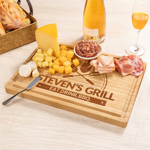Personalized BBQ Grill Fork FSC Bamboo Charcuterie Cutting Board with Engraved Texts and Juice Groove Father's Day Birthday Gift for Dad Grill Master