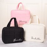 Bolsa de viaje personalizada acolchada con doble cierre de cremallera y múltiples compartimentos para maquillaje con nombre y gancho incorporado Regalo de cumpleaños de viaje de negocios para mujer