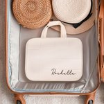 Bolsa de viaje personalizada acolchada con doble cierre de cremallera y múltiples compartimentos para maquillaje con nombre y gancho incorporado Regalo de cumpleaños de viaje de negocios para mujer